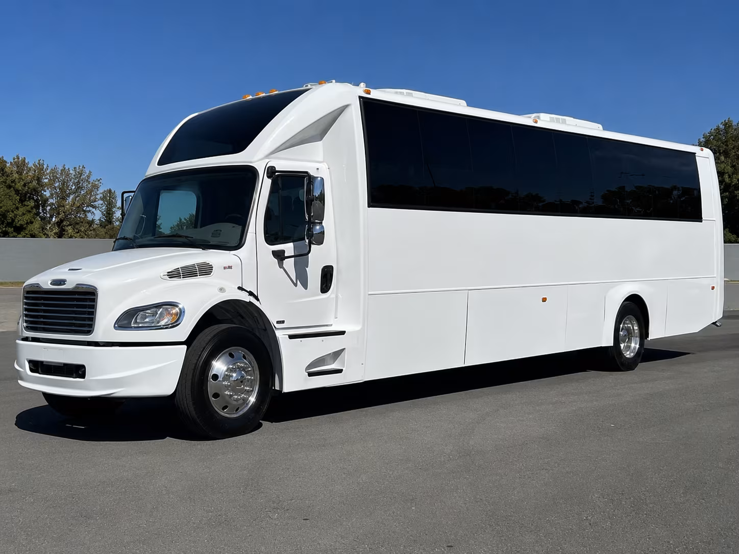 Mesa Birthday, Sweet 16, & Quinceañera Transportation party bus exterior