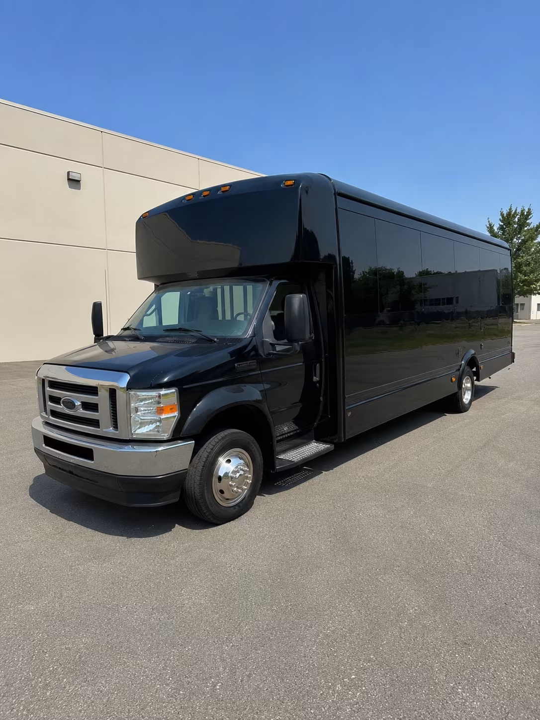 Mesa Prom & Homecoming Transportation party bus exterior