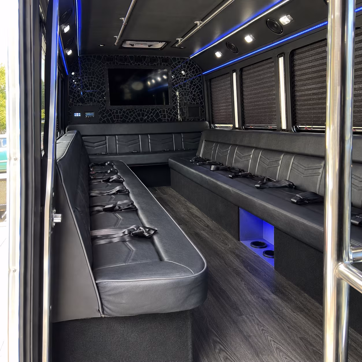 Scottsdale Birthday, Sweet 16, & Quinceañera Party Bus Rentals